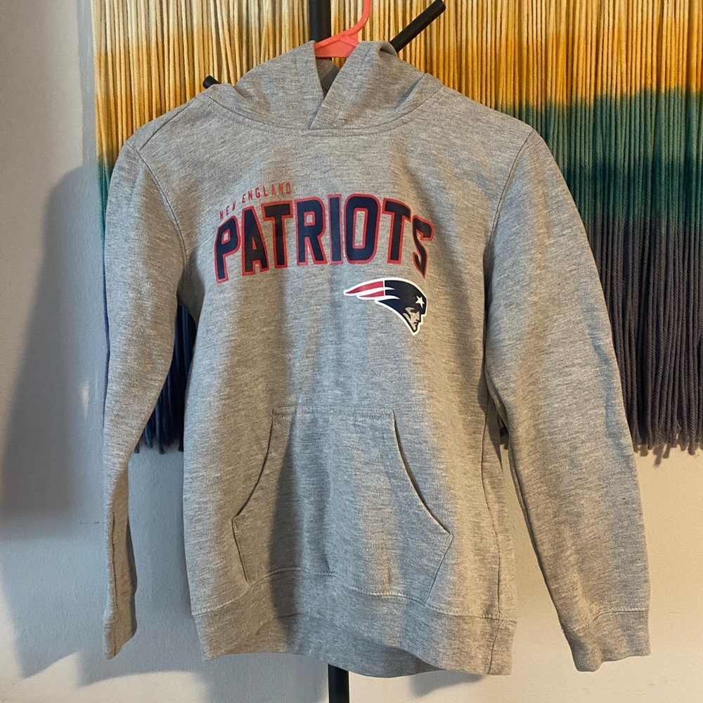 Youth NFL Patriots Hoodie- M (10/12)